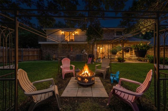 9129 Timber Oaks Drive, Fort Worth, TX 76179