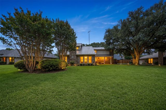 9129 Timber Oaks Drive, Fort Worth, TX 76179