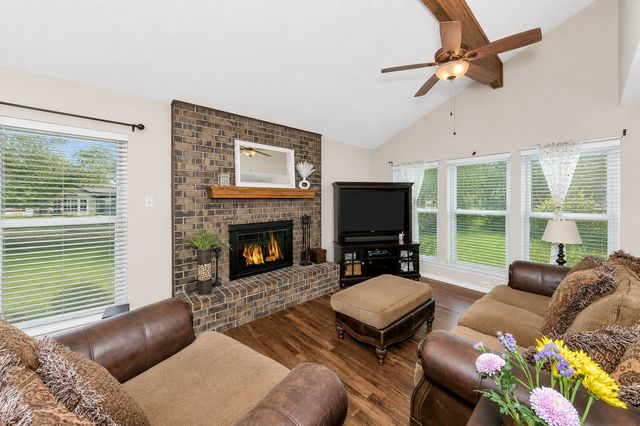 9129 Timber Oaks Drive, Fort Worth, TX 76179
