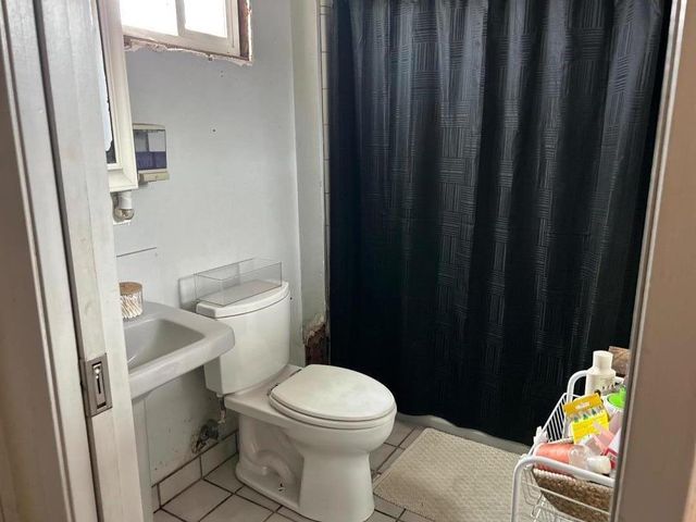 2160 Pacheco Pass Hwy, Gilroy, CA 95020