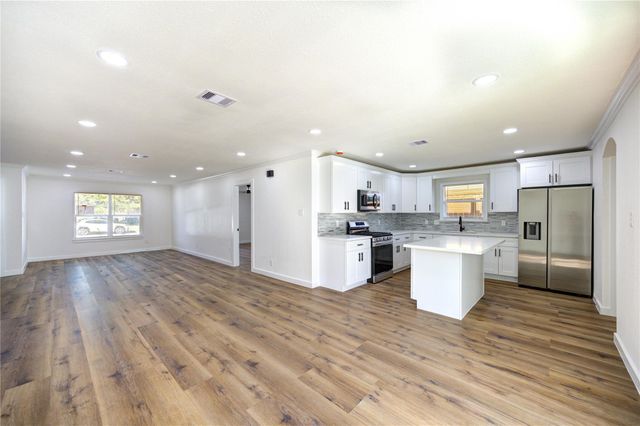 4830 Teton Street, Houston, TX 77033