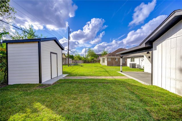 4830 Teton Street, Houston, TX 77033