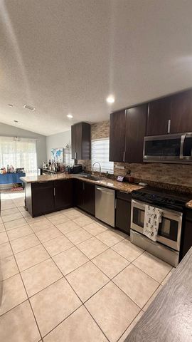 13154 NW 11th Street, Pembroke Pines, FL 33028