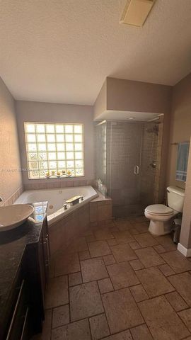 13154 NW 11th Street, Pembroke Pines, FL 33028