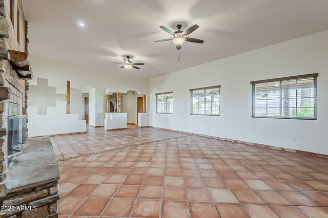 7496 S LINDA LOU Road, Eloy, AZ 85131