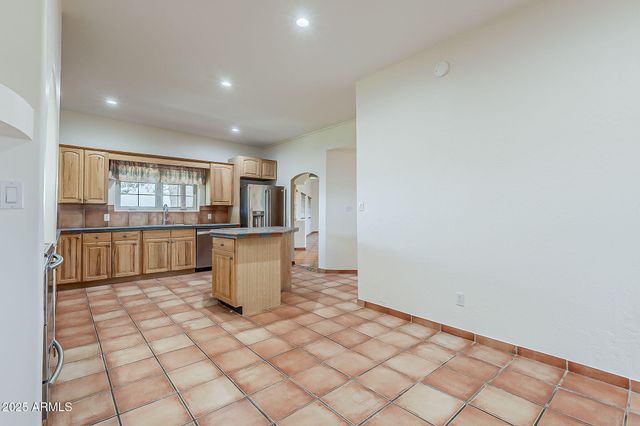 7496 S LINDA LOU Road, Eloy, AZ 85131