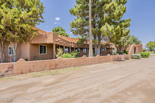 7496 S LINDA LOU Road, Eloy, AZ 85131