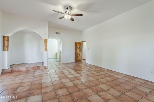 7496 S LINDA LOU Road, Eloy, AZ 85131