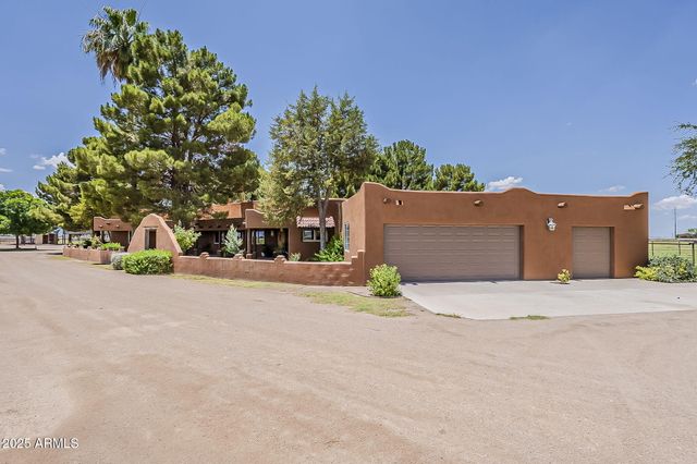 7496 S LINDA LOU Road, Eloy, AZ 85131