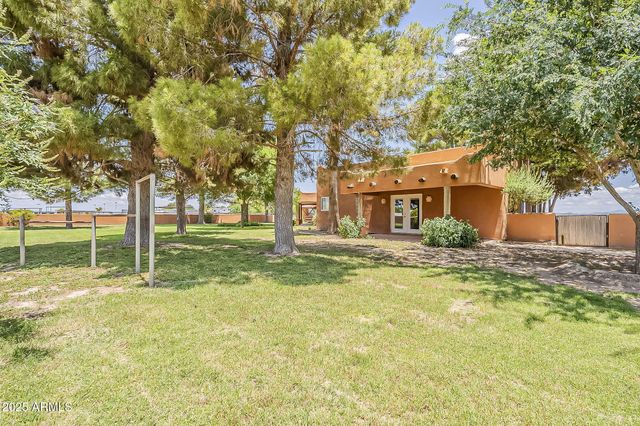 7496 S LINDA LOU Road, Eloy, AZ 85131