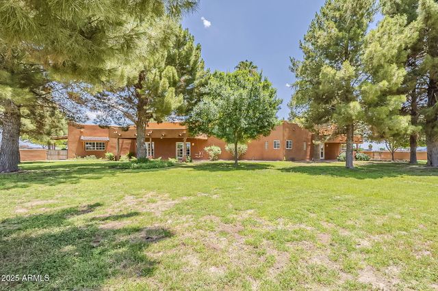 7496 S LINDA LOU Road, Eloy, AZ 85131