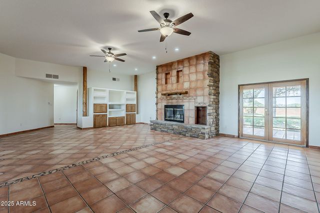 7496 S LINDA LOU Road, Eloy, AZ 85131