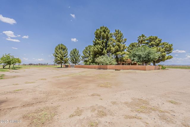 7496 S LINDA LOU Road, Eloy, AZ 85131