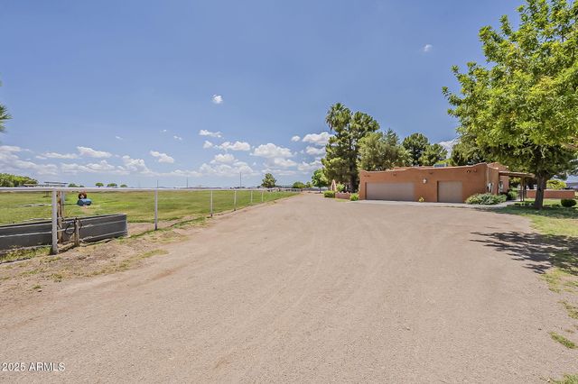 7496 S LINDA LOU Road, Eloy, AZ 85131