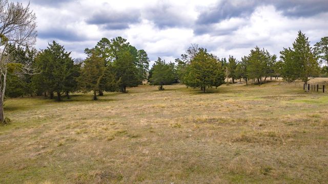 24784 Bailey Grove Rd, Montgomery, TX 77356