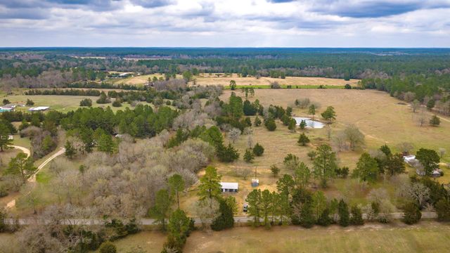 24784 Bailey Grove Rd, Montgomery, TX 77356