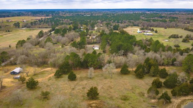 24784 Bailey Grove Rd, Montgomery, TX 77356