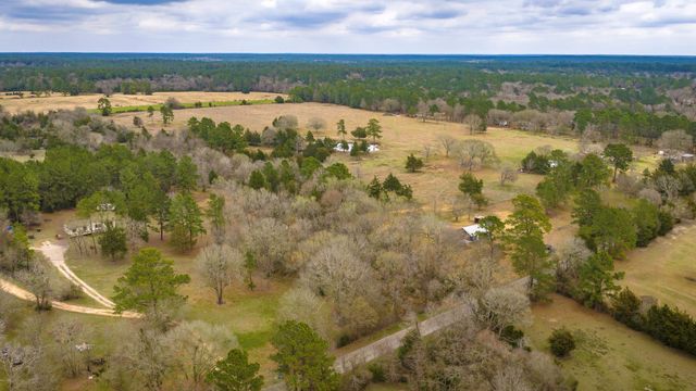 24784 Bailey Grove Rd, Montgomery, TX 77356