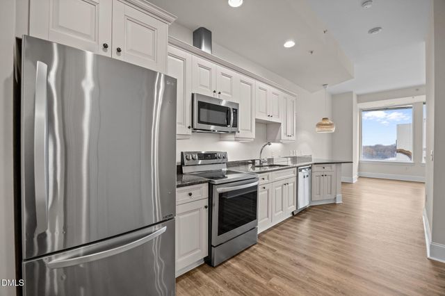 400 W North Street 814, Raleigh, NC 27603