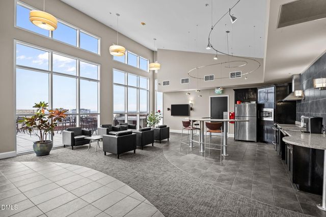 400 W North Street 814, Raleigh, NC 27603