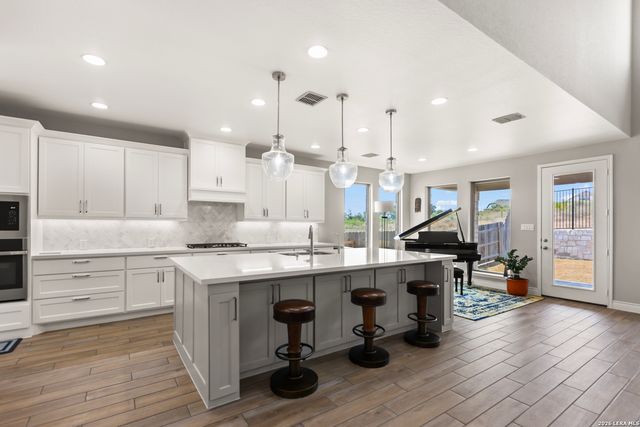 1839 Weinnacht, New Braunfels, TX 78132