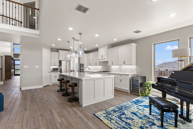 1839 Weinnacht, New Braunfels, TX 78132