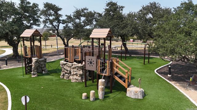 1839 Weinnacht, New Braunfels, TX 78132