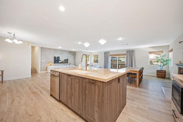 959 King George Way, El Dorado Hills, CA 95762