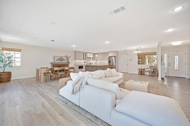 959 King George Way, El Dorado Hills, CA 95762