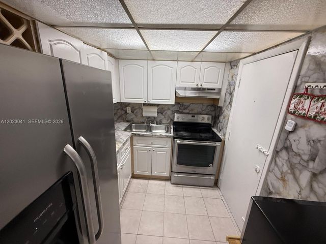 17101 NW 57th Ave 102, Miami Gardens, FL 33055