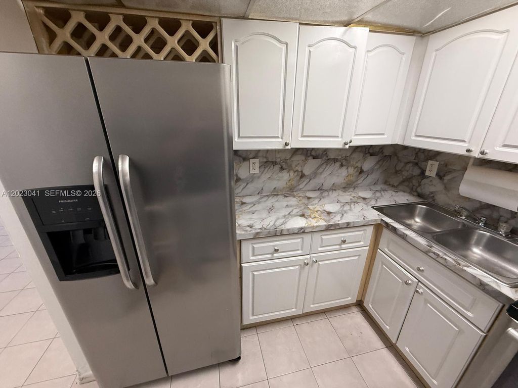 17101 NW 57th Ave 102, Miami Gardens, FL 33055