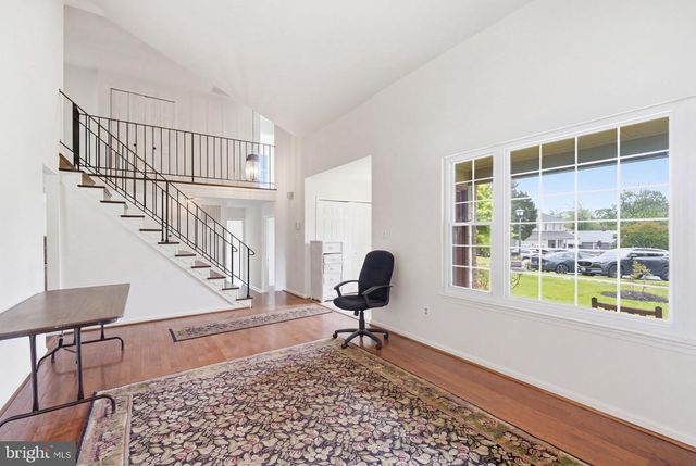 9008 ACREDALE CT, College Park, MD 20740