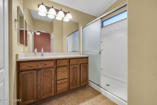 8753 N Moonfire Drive, Tucson, AZ 85743