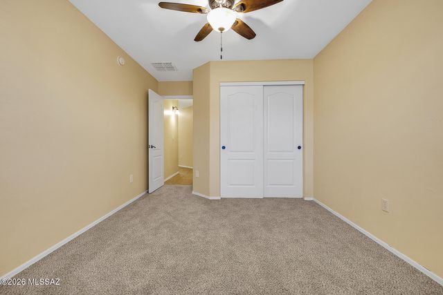 8753 N Moonfire Drive, Tucson, AZ 85743