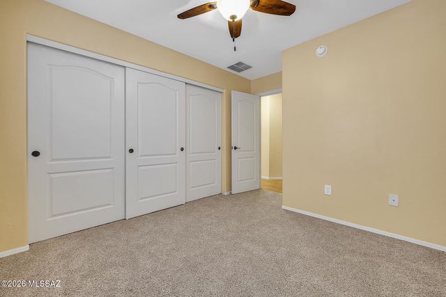 8753 N Moonfire Drive, Tucson, AZ 85743