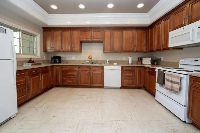 1024 Eider Way, Oceanside, CA 92057