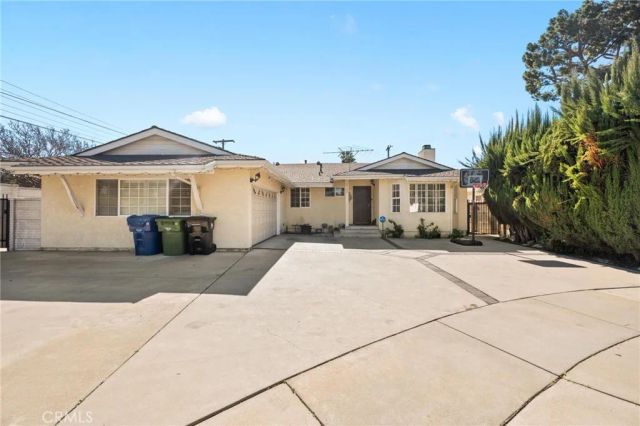 18900 Knapp, Northridge, CA 91324