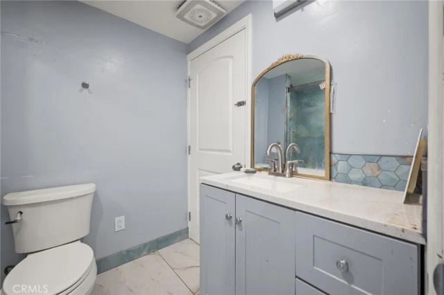 18900 Knapp, Northridge, CA 91324