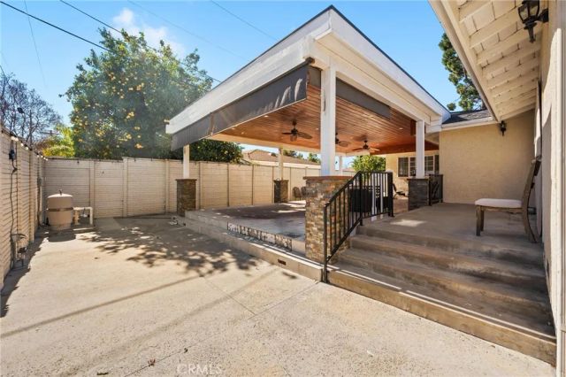 18900 Knapp, Northridge, CA 91324