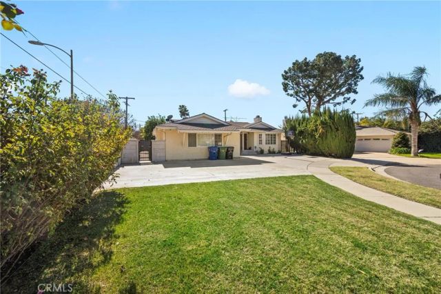 18900 Knapp, Northridge, CA 91324