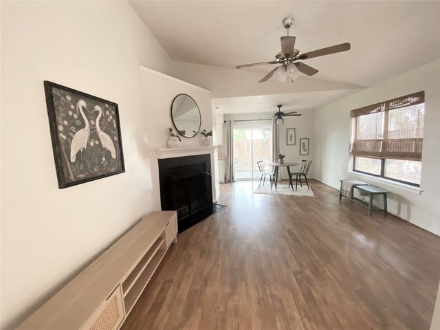 914 Azalia Drive, Lewisville, TX 75067