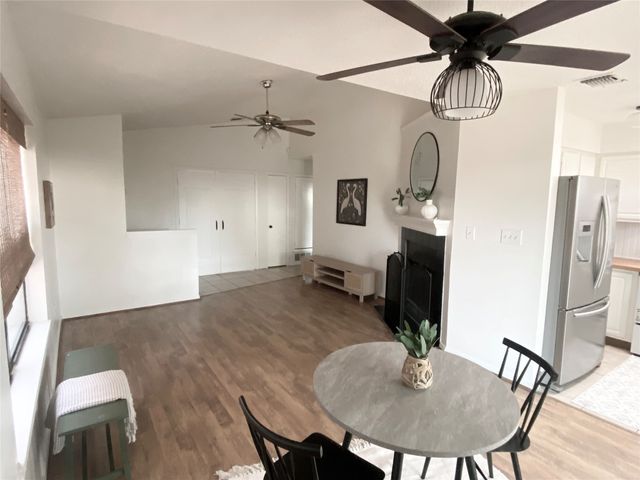 914 Azalia Drive, Lewisville, TX 75067