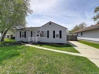 28455 Birchlawn Street, Garden City, MI 48135