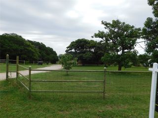 182 Finneyoaks Lane, Weatherford, TX 76085