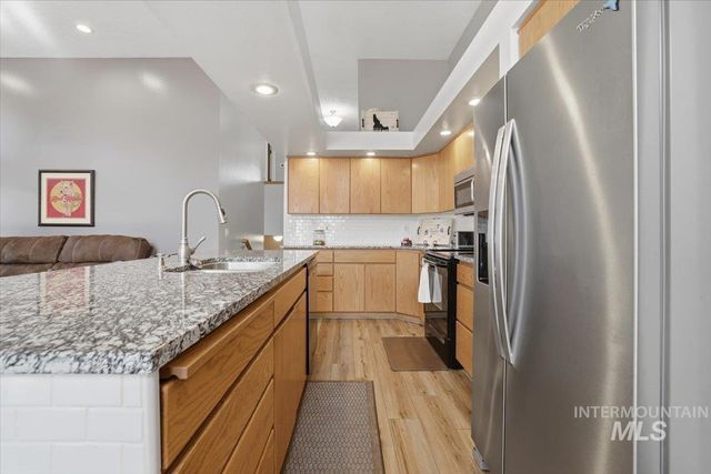 2499 N Lark Ave, Meridian, ID 83646