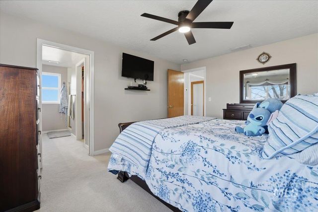 2499 N Lark Ave, Meridian, ID 83646