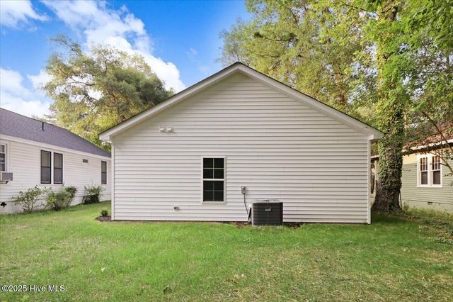 1107 N John Street, Goldsboro, NC 27530