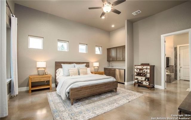 345 laguna, Bandera, TX 78003