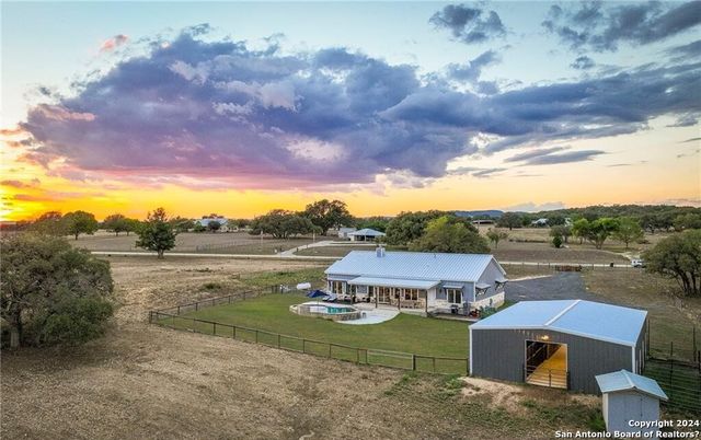 345 laguna, Bandera, TX 78003