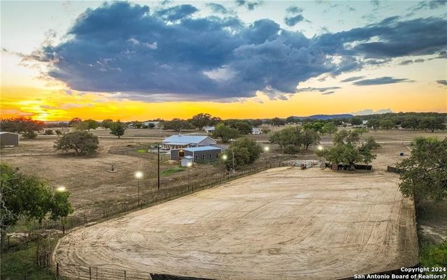 345 laguna, Bandera, TX 78003